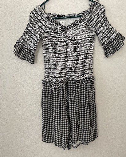 NWT Akaiv Misses Romper Size M