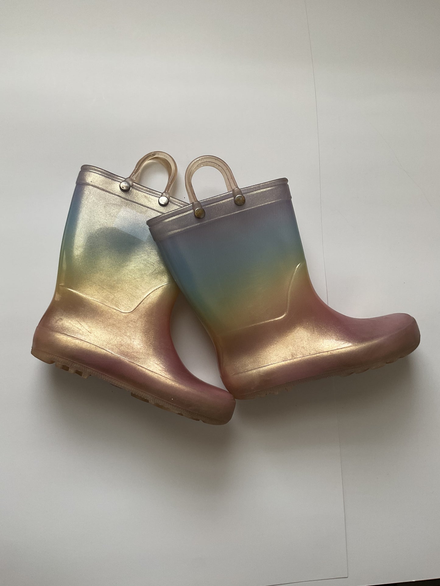 Girls Pastel Rainbow Rain Boots Size 11.