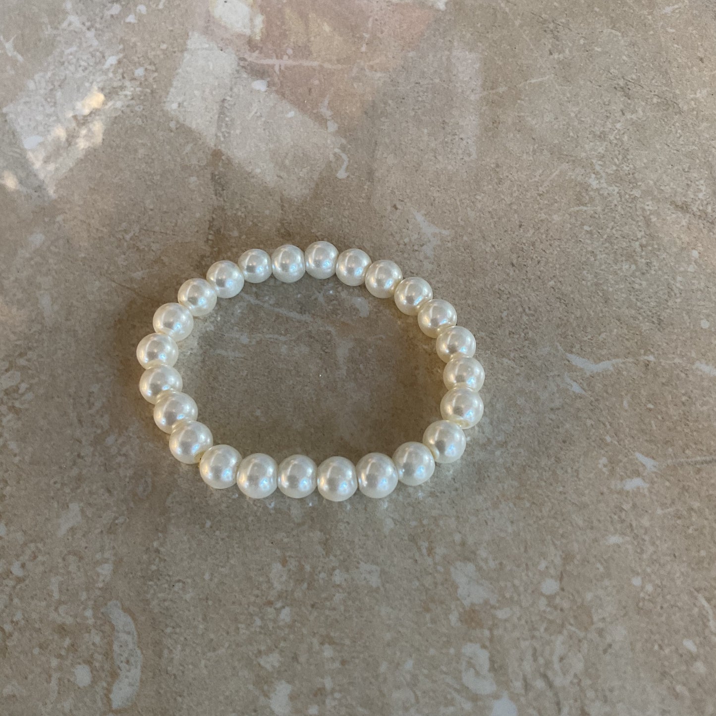 Vintage Glass Pearls Women’s Stretch Bracelet Size Medium 2 1/2 inches