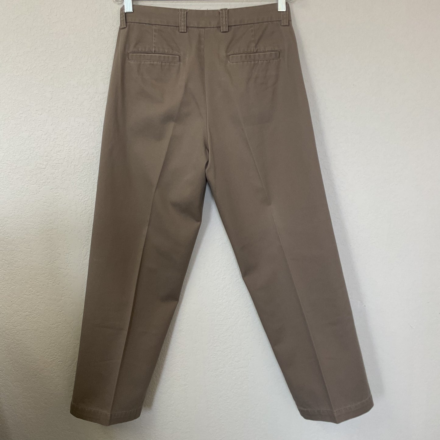 Gap Classic Men’s Khaki Slacks Size 31X30.