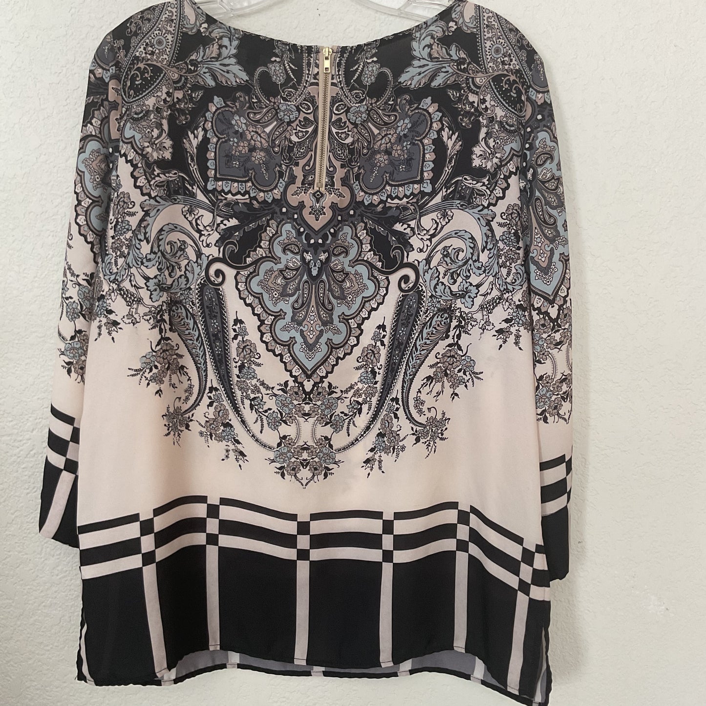 Adrianna Papell Women’s 3/4 Sleeve Tunic Blouse Size L.