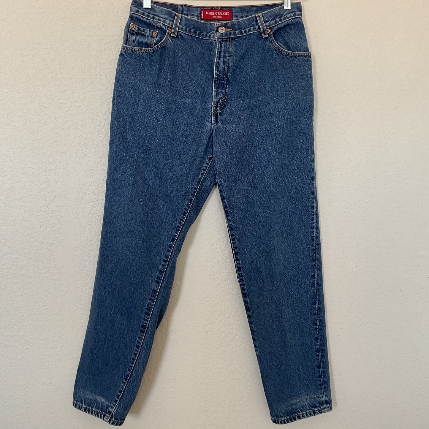 Vintage Levi’s Classic Relaxed 550 Women’s Plus Jeans Size 14M.