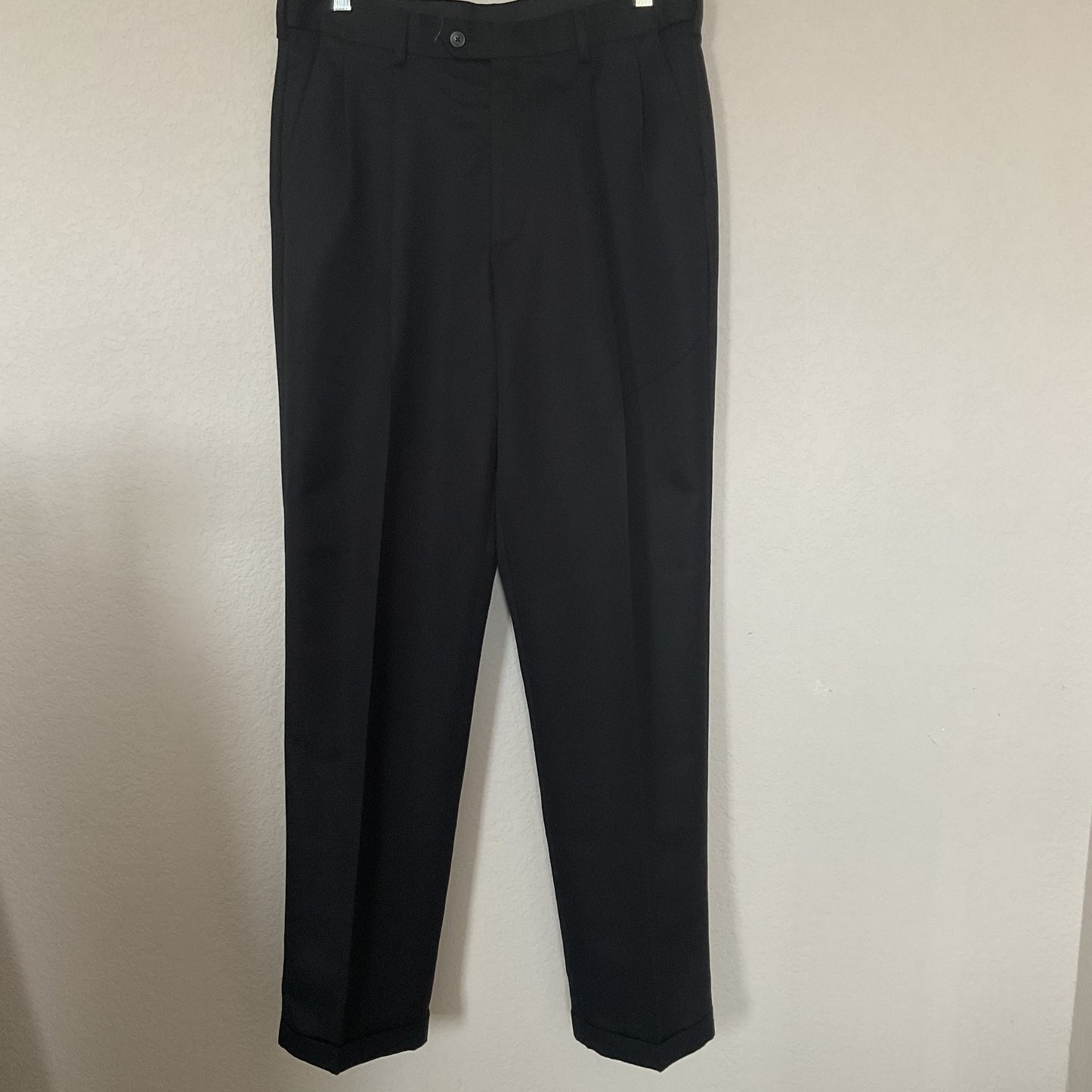 Savane Men’s Pleated Dress Pants Size 34X34.