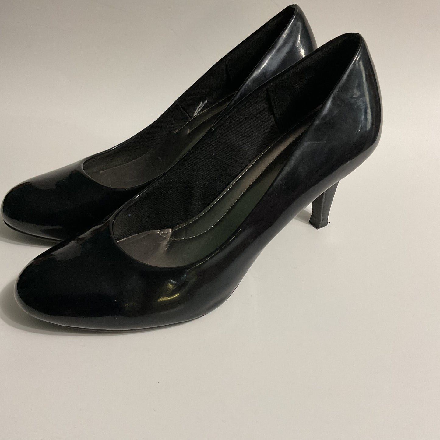 ComfortPlus Predictions Classic Office Round Tip Women’s Shoes Size 8