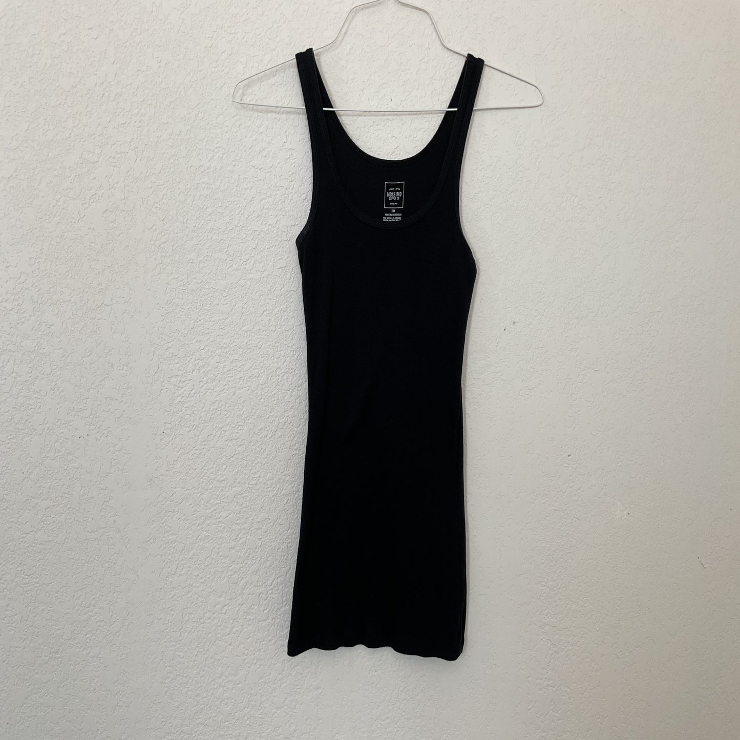 Mossimo Supply Co. Women’s Tank Top Size M.