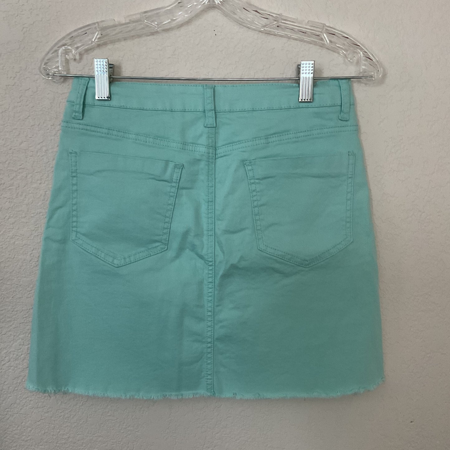 American Bazi Women’s Mini Skirt Size L.