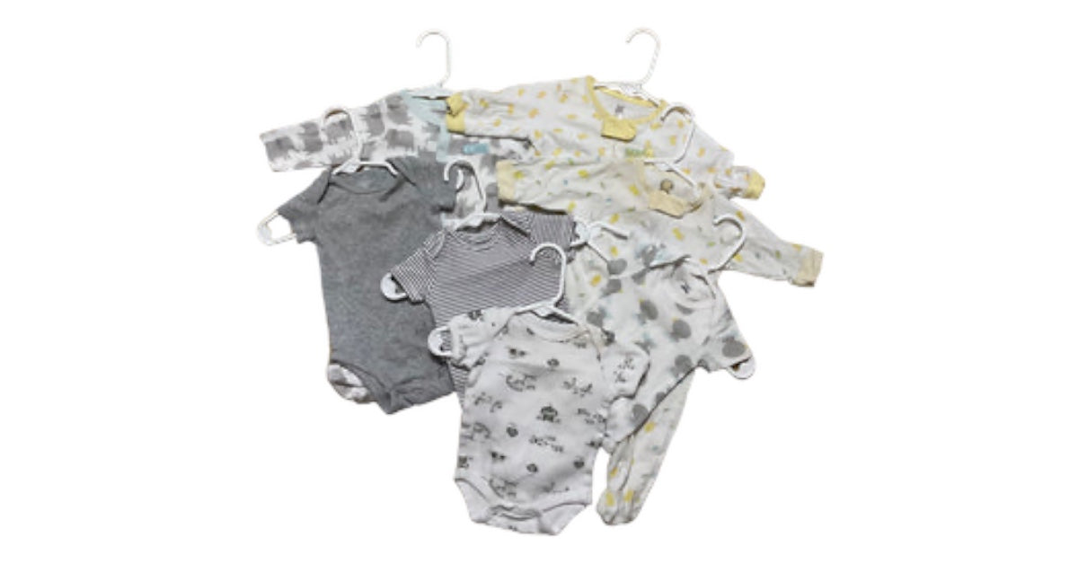 Neutral Themed 7 Piece Baby Wardrobe Size 0-3 Months