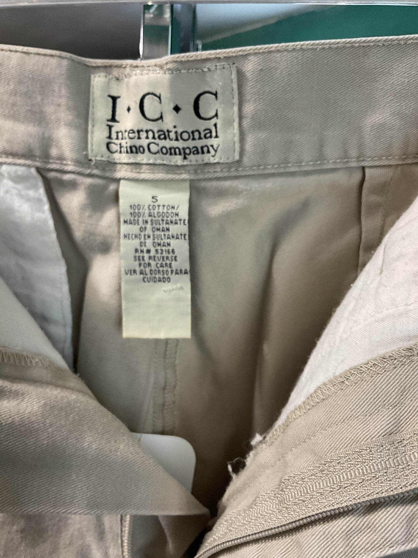 I.C.C. International Chino Company Classic Women Shorts Size 5