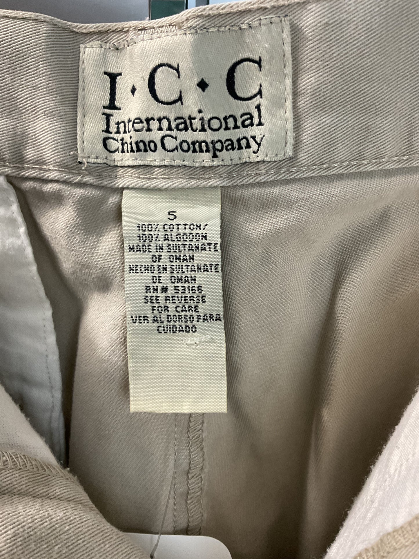 I.C.C. International Chino Company Classic Women Shorts Size 5